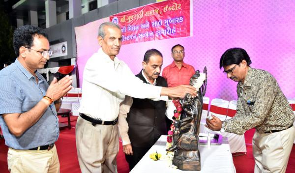 Gujarati Elders Honor 